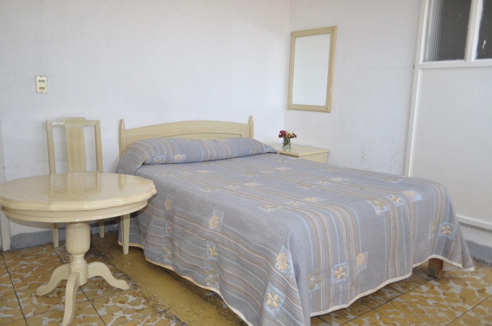 Hotel Viena Irapuato Exteriör bild