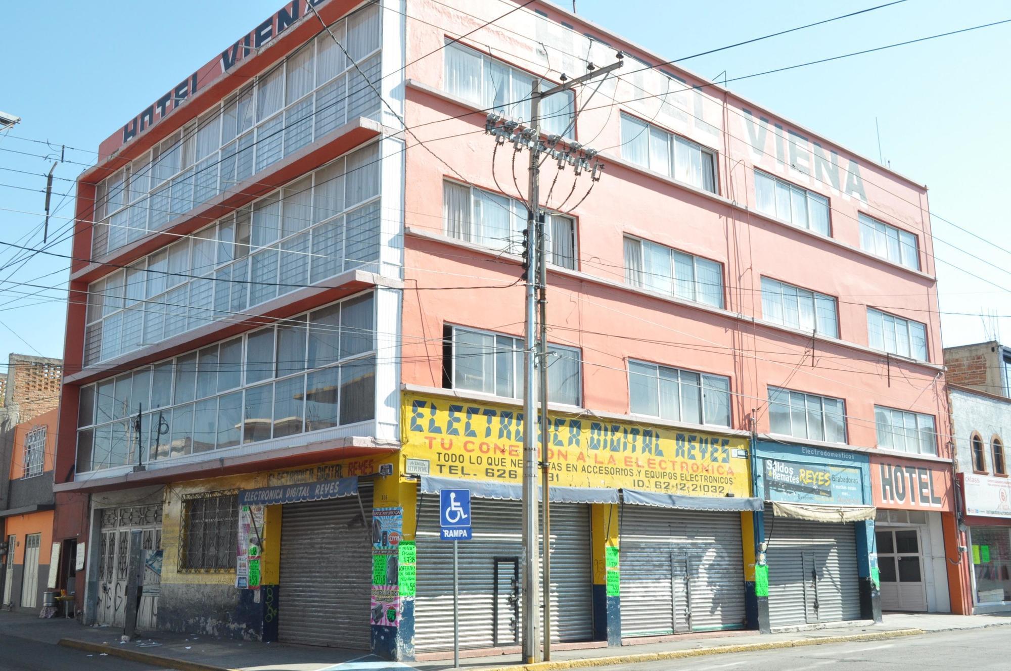 Hotel Viena Irapuato Exteriör bild